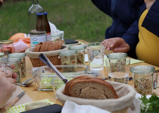 Wildkräuterpicknick © Tina Kaiser