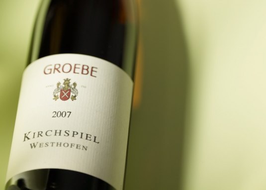 Weingut K. F. Groebe_Flasche © Christof Herdt